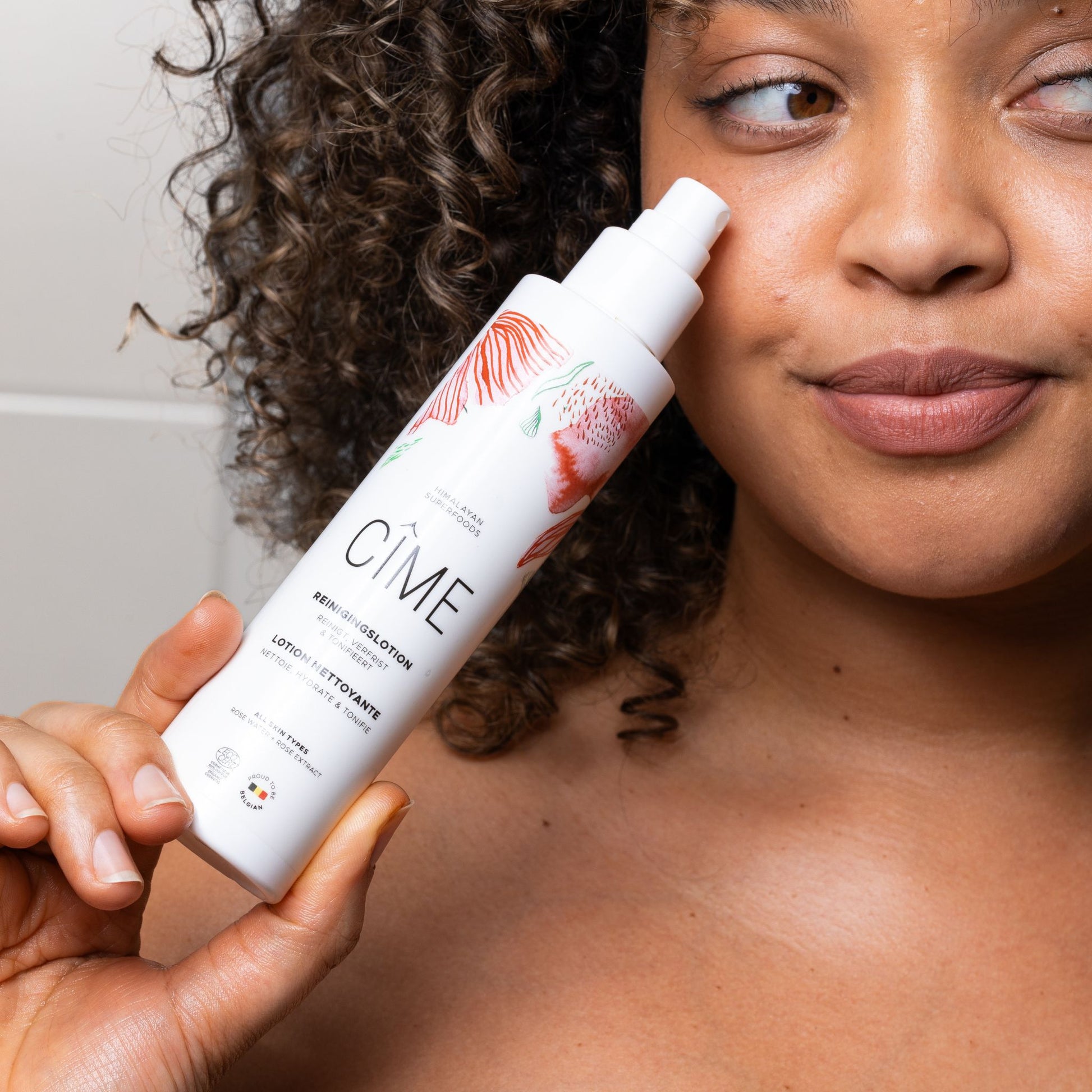 Purifying toner