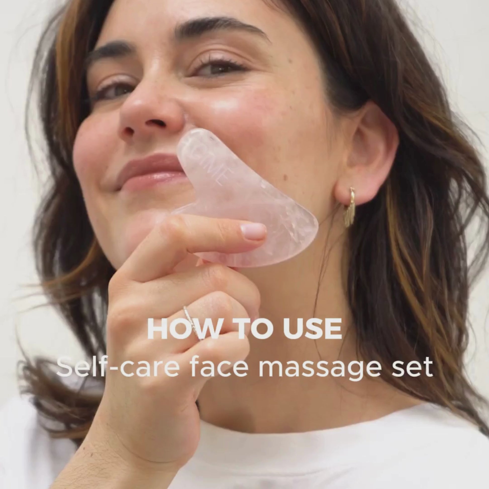 Self-care face massage set | Wild rose serum + Gua sha